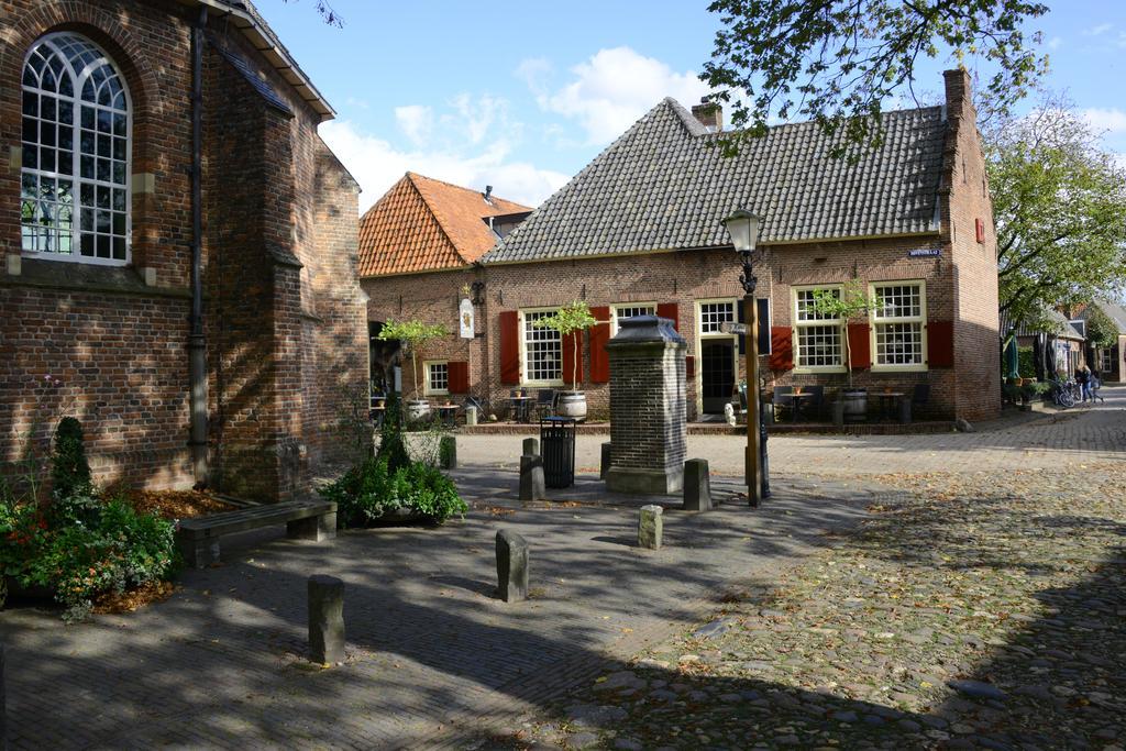 Herberg De Gouden Leeuw Бронкхорст Экстерьер фото